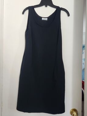 Columbia Black Sleeveless Midi Shift Dress